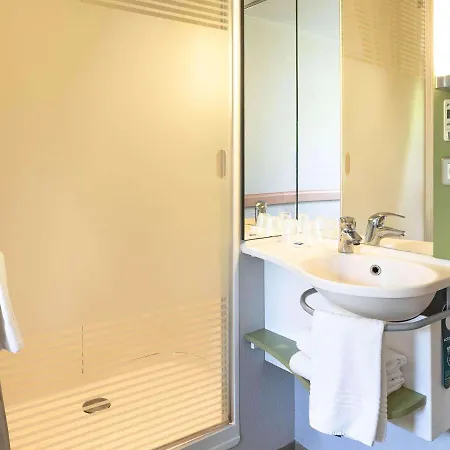 Hotel Ibis Budget Pourcain 2*